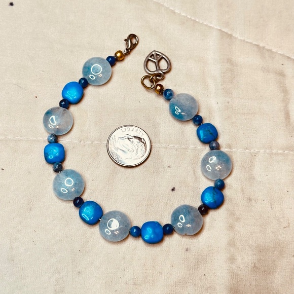 Crackle Quartz & Dyed Howlite Blue Beaded Bracelets vintage - Picture 2 of 12